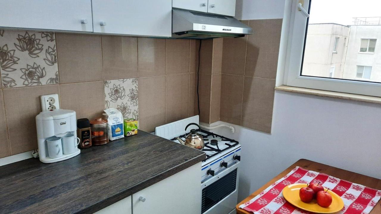 Lovely 1 Bedroom Apartment With Free Street Parking بوخارست المظهر الخارجي الصورة